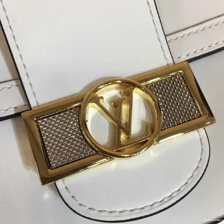 Fashionrepsfam ru 20B570231 Bags LV 0811